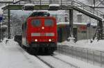 151 132 mit leerem Kupfertransporter durch Pressbaum Richtung Wien.