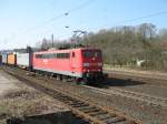 151 032-0 der DB RAILION mit Containerzug in Fahrtrichtung Norden durch Sontra.