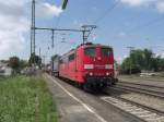 151 021-3 mit RoLa durchfhrt am 29. Mai den Bahnhof von bersee am
Chiemsee in Richtung Salzburg.
