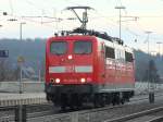 Am Nachmittag des 01-12-2011 hat DB 151 014 8 hat gerade einen Nachschubdienst geleistet und wartet nun auf dem Mittelgleis des Amstettener Bahnhofs auf die Freigabe der Strecke zur Rckfahrt nach