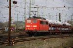 Die 151 100-5 DB fhrt mit einem gemischten Gterzug von Aachen-West nach Kln-Gremberg am 29.12.2011.