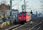 151 146-8 vor Gterzug bei der Ausfahrt aus dem Bf Remagen - 17.01.2012