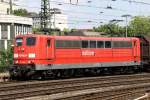 Die 151 003-1 zieht Coils durch Aachen HBF am 26.06.2012