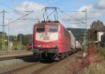 151 134-4 schiebt am 13. Oktober 2012 einen KLV aus Pressig-Rothenkirchen heraus.