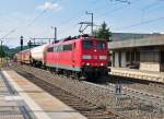 151 155 kommt unter Mithilfe einer Schublok mit einem gem.GZ die Geislinger Steige hinauf und Fhrt weiter nach Mnchen.Aufgenommen im Bahnhof Amstetten/Wrtt.am 2.7.2013