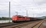 DB Schenker Rail 151 101 und 151 058 mit Schüttgutwagenzug auf der rechten Rheinstrecke in Richtung Rüdesheim (Koblenz-Ehrenbreitstein, 06.10.13).