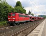 151 130-2 mit Autotransportzug in Fahrtrichtung Norden. Aufgenommen am 26.06.2014 in Wehretal-Reichensachsen.