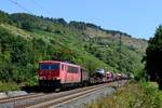 Am 28. August 2016 konnte ich 155 236 mit einen gemischten Güterzug bei Gambach im Maintal ablichten.