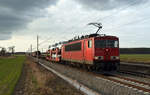 Am 20.02.19 führte 155 004, mit einem besonderen Gruß des Lokführers, einen gemischten Güterzug durch Rodleben Richtung Roßlau.