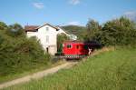 Eine unbekannte 155er schiebt am 24.07.07 mit Hilfe einer 185er an der Spitze des Zuges den CS 60706 von Harburg (Schwaben) nach Heilbronn, hier am B Aalen-Oberalfingen aufgenommen.