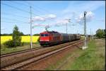 155 117-5 durchfhrt mit FE 45503 von Sassnitz-Mukran nach Seddin am 12.05.2009 den Bahnhof Martensdorf.