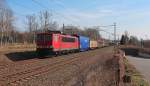 155 004-5 durchfährt am 27.02.2016 mit dem GA 52811 (Braunschweig Rbf - Mosel) den Bahnhof St.Egidien. Von Montag bis Freitag heißt der Zug eigentlich GA 52813 und fährt über Altenburg und Zwickau nach Mosel aber am Samstag heißt er GA 52811 und fährt, aus Kapazitätsgründen auf der Stammstrecke, über Riesa und Chemnitz nach Mosel.