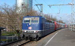 Heute Morgen konnte ich endlich die 181 201 einfangen. SIe war mit dem PbZ von Frankfurt nach Dortmund unterwegs. Hier durchfährt sie gerade Köln Deutz.

Köln Messe/Deutz 02.04.2016