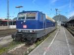 Eine Lok der DB-Baureihe 181 abgestellt auf dem Karlsruher Hauptbahnhof.