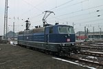 Auf neue Aufgaben wartet 181 201-5, als sie am 01.01.2015 in Karlsruhe Hbf abgestellt war.