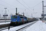 1042 520-8 mit einem Sonderzug in Rosenheim, aufgenommen am 12.1.13.