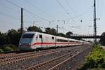 Durchfahrt am 13.09.2016 von 401 501-2  Gießen  als ICE 274 (Basel SBB - Berlin Ostbahnhof) in Müllheim (Baden) auf der KBS 703 in Richtung Freiburg (Breisgau).