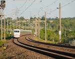 ICE 592 (München-Leipzig) am Abend des 29.07.2018 zwischen Rollenberg-Tunnel und Tunnel Forst auf der NBS Mannheim-Stuttgart.