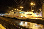 401 558 / 401 074 treffen auf einen Velaro D , Köln Hbf 02.12.2018