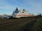 Am 19.1.2019 war der ICE-Triebzug 119 mit 401 519 an der Spitze als ICE 926 auf dem Weg von Frankfurt Hauptbahnhof über Köln nach Hamburg-Altona.