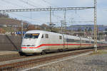 ICE 401 078-1 durchfährt den Bahnhof Gelterkinden.