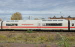 ICE Bordrestaurant 93 80 5804 003-2 D-DB im ICE 707 von Hamburg-Altona nach München Hbf, am 24.10.2022 in Halle (S) Hbf.