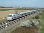 Der 401 079-9 ist am 02.04.12 von Berlin Ostbahnhof nach Interlaken Ost unterwegs.