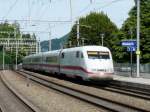 DB - ICE 401 079-9 unterwegs in Sissach am 18.08.2013