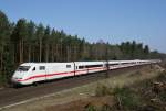 401 579 als ICE 75 (Hamburg-Altona–Zrich HB) am 15.04.2015 zwischen Unterl und Eschede