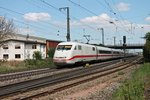 Durchfahrt von 401 053-4  Neumünster  am 18.04.2015 in Müllheim (Baden) in Richtung Basel.