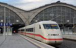 Ein ICE der BR 402 verlässt am Morgen des 20.08.16 den Leipziger Hbf als ICE 906 nach Hamburg-Altona.