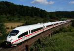 403 029-2 und 403 060-7 fahren auf ihrem Weg von Mnster nach Mnchen auch ber die Filstalbahn, bei Urspring, 21.08.10