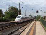 Ein ICE3 bei der durchfahrt im Bf Recklinghausen Sd richtung Wanne-Eickel Hbf.