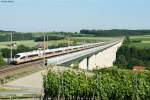 Ein 403er-doppel als ICE 516 (Mnchen-Dortmund) berquert die Talbrcke Enzweihingen und wird gleich darauf im Marksteintunnel verschwinden.