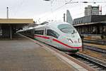 Ausfahrt am 06.10.2015 von 406 080-2 (4680)  Würzburg  als ICE 504 (Basel Bad Bf - Köln Hbf) zusammenm mit 406 511-6 (4611)  Düsseldorf  als ICE 104 (Basel Bad Bf - Amsterdam CS) von