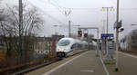 DB ICE3  Europa  aus Frankfurt am Main nach Brüssel-Süd(B) und kommt aus Richtung Köln und fährt durch Aachen-Rothe-Erde in Richtung Aachen-Hbf.