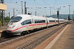 Einfahrt am 12.05.2015 von 406 004-2 als ICE 504 (Basel SBB - Köln Hbf) zusammen mit NS 406 053-9 als ICE 104 (Basel SBB - Amsterdam CS) in Basel Bad Bf.