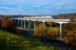 411 075 DB Fernverkehr  Villingen-Schwenningen  als ICE 27 (Dortmund Hbf - Wien Hbf) bei Emskirchen, 15.11.2020