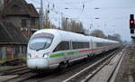 DB Fernverkehr AG mit dem ICE-T Tz 1157, Taufname:  Innsbruck  (411 057-3.....) als ICE 1710 nach Bergen auf Rügen am 16.11.22 Berlin Buch. 