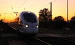 ICE 1653 nach Dresden Hbf beim passieren des HP Leissling am 23.10.11.