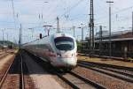 411 081-3  Horb am Neckar  und 411 057-3  Innsbruck  fahren am 25.06.2015 als ICE 1622/1602 in Ingolstadt Hauptbahnhof ein.