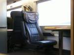Sitzgarnitur im Erste-Klasse-Abteil des ICE3  einen Vorteil mssen Geschftsreisen ja haben...