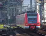 423 295/795 fhrt als S7 aus dem Dsseldorfer Hbf herraus in Richtung Solingen Hbf.