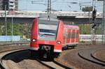 Durchfahrt von 425 156 am 26.05.2017 in Ludwigshafen Hauptbahnhof.