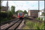 425140 fährt hier am 28.4.2018 um 9.53 Uhr aus Saarbrücken kommend in Trier Süd ein.