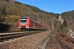 Am 18.02.2019 ist 425 301 unterhalb der Burg Zwingenberg als RE nach Mannheim unterwegs.