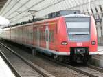 ET 425 114 steht als Vollzug in Richtung Ludwigshafen Hbf in LU-Mitte zur Abfahrt bereit.