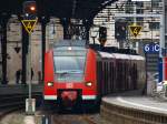 425 075-9 steht am 22.01.2010 als RB33 (Rhein-Niers-Bahn) nach Duisburg im Aachener Hbf.