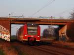 425 600-4 unter der Brcke der L 116 als RE8 nach Mnchengladbach auf der Kbs 465 am 22.3.2012