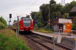 Am Abend des 6.6.2012 macht der 425 077 auf seinem Weg nach Duisburg als RB 33 Halt in Herrath.